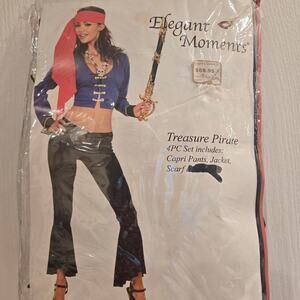 Womens pirate costume